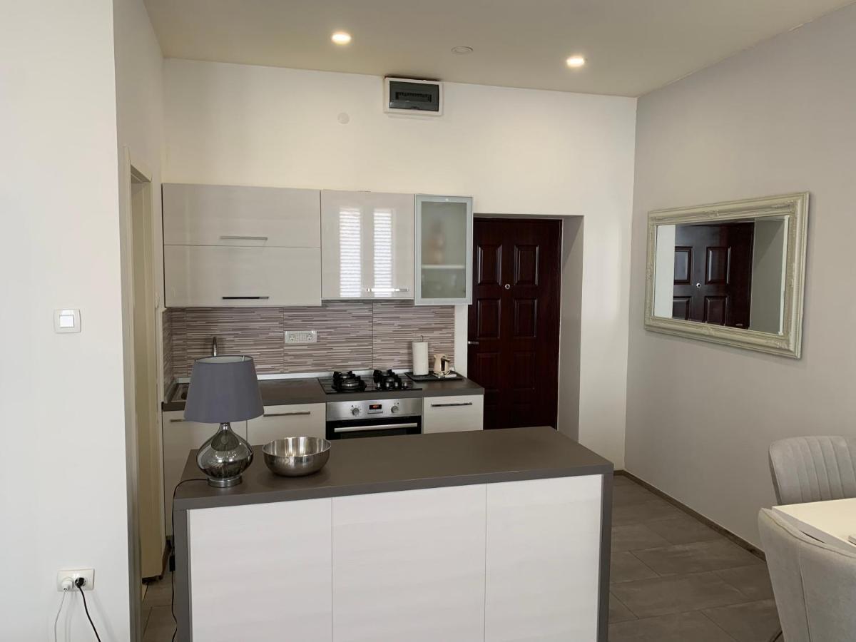 Zara City Apartments Exterior foto